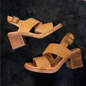 Very G Floral Block Heel Sandals
